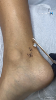 Sadie Mckenna feet photo thumbnail