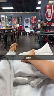 Sadie Mckenna feet photo thumbnail