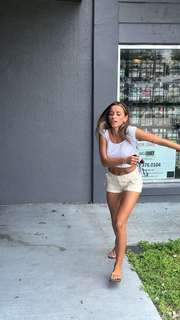 Sadie Mckenna feet photo thumbnail