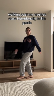 Sadie Mckenna feet photo thumbnail