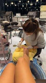 Sadie Mckenna feet photo thumbnail
