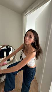 Sadie Mckenna feet photo thumbnail