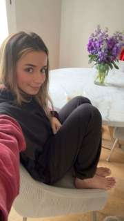 Sadie Mckenna feet photo thumbnail