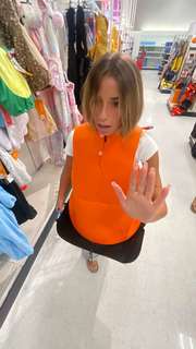 Sadie Mckenna feet photo thumbnail
