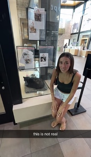 Sadie Mckenna feet photo thumbnail