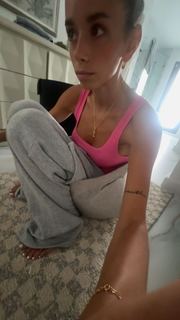 Sadie Mckenna feet photo thumbnail