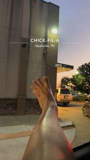 Sadie Mckenna feet photo thumbnail
