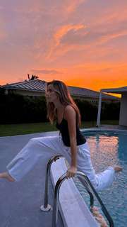 Sadie Mckenna feet photo thumbnail