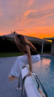 Sadie Mckenna feet photo thumbnail