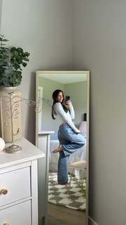 Sadie Mckenna feet photo thumbnail