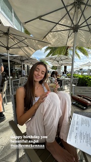 Sadie Mckenna feet photo thumbnail