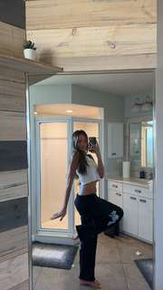 Sadie Mckenna feet photo thumbnail