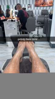 Sadie Mckenna feet photo thumbnail