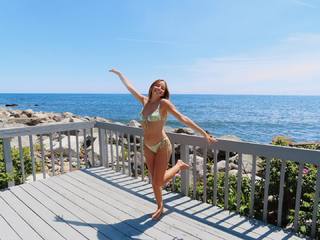 Sadie Mckenna feet photo thumbnail