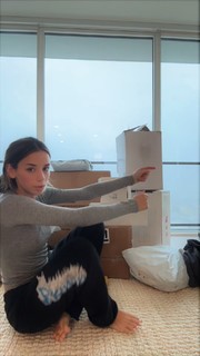 Sadie Mckenna feet photo thumbnail