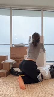 Sadie Mckenna feet photo thumbnail