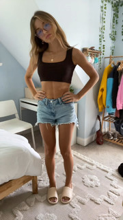 Sadie Mckenna feet photo thumbnail