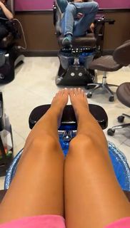 Sadie Mckenna feet photo thumbnail