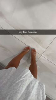 Sadie Mckenna feet photo thumbnail