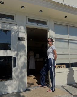 Sadie Newman feet photo 4