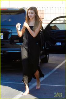 Sadie Robertson feet photo thumbnail