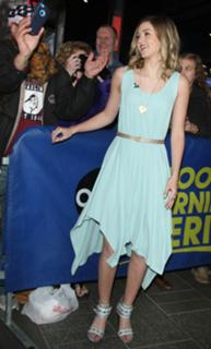 Sadie Robertson feet photo thumbnail