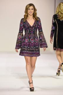 Sadie Robertson feet photo thumbnail