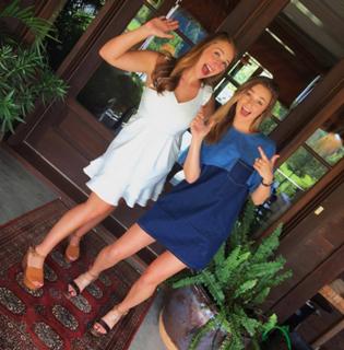 Sadie Robertson feet photo thumbnail