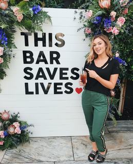 Sadie Robertson feet photo thumbnail