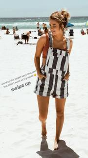 Sadie Robertson feet photo thumbnail