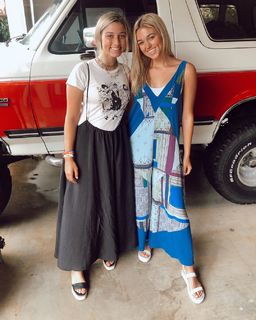Sadie Robertson feet photo thumbnail