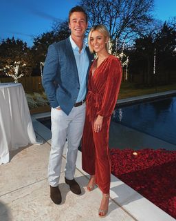 Sadie Robertson feet photo thumbnail