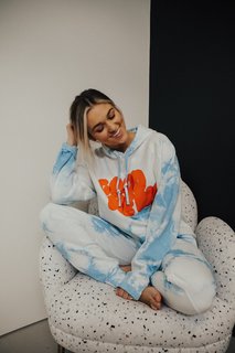 Sadie Robertson feet photo thumbnail