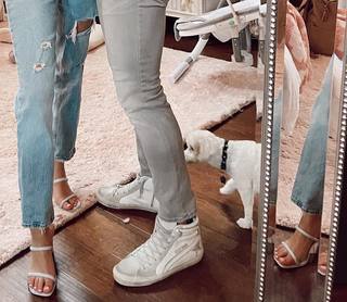 Sadie Robertson feet photo thumbnail