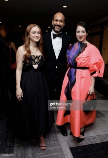 Sadie Sink feet photo thumbnail