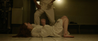 Sadie Sink feet photo thumbnail
