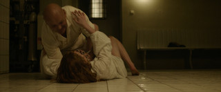 Sadie Sink feet photo thumbnail