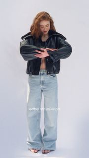Sadie Sink feet photo 8