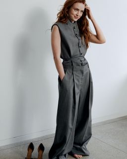 Sadie Sink feet photo 4