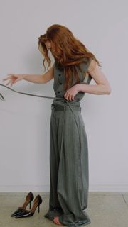 Sadie Sink feet photo 2
