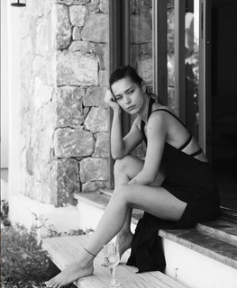 Safak Pekdemir feet photo 1