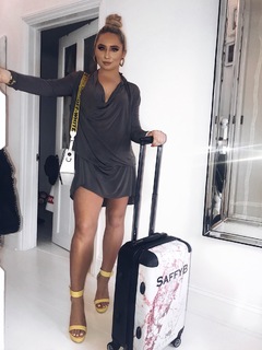 Saffron Barker feet photo thumbnail