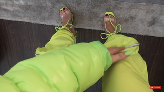Saffron Barker feet photo thumbnail
