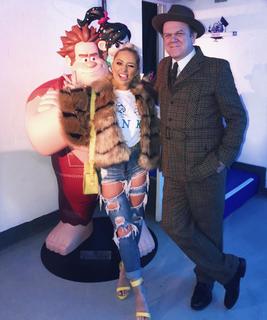 Saffron Barker feet photo thumbnail