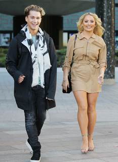 Saffron Barker feet photo thumbnail