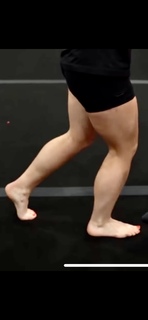 Saffron Barker feet photo thumbnail