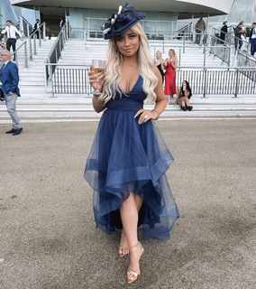 Saffron Barker feet photo thumbnail