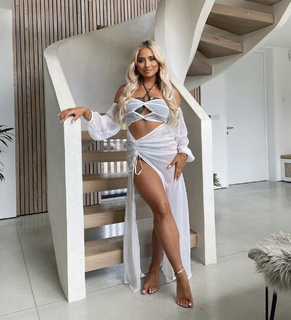 Saffron Barker feet photo thumbnail