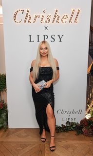 Saffron Barker feet photo thumbnail