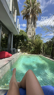 Saffron Barker feet photo thumbnail